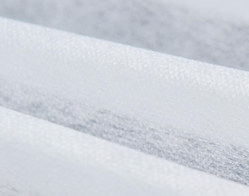 Lightweight non woven fusible interfacing